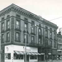 Main St: Uhlmanns on one of the Four Corners downtown.
From BG Sentinel-Tribune Throw Back Thursday