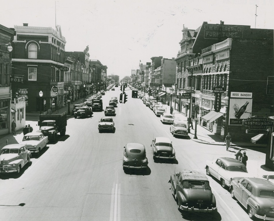 Main St: 1950s. 
Submitted by Judy (Wright) Fisher, from WCDPL website.